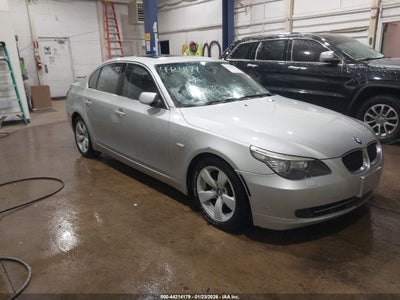 BMW 528I 2008
