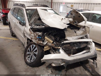 SUBARU OUTBACK 2022
