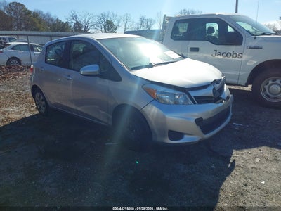 TOYOTA YARIS 2013