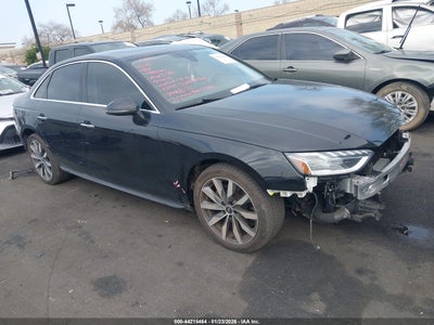 AUDI A4 2023