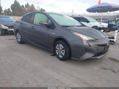 TOYOTA PRIUS 2016