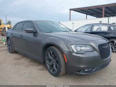 CHRYSLER 300 2021