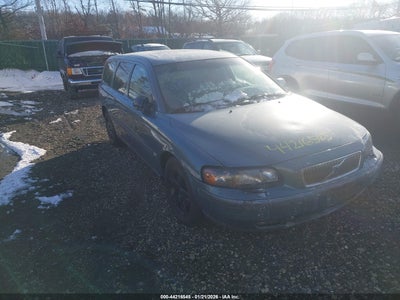 VOLVO V70 2003