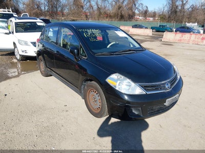 NISSAN VERSA 2011