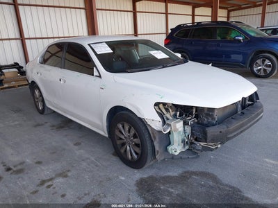 VOLKSWAGEN PASSAT 2015