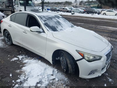 INFINITI Q50 2015