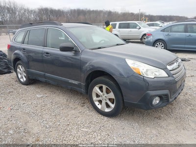 SUBARU OUTBACK 2014