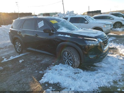 NISSAN PATHFINDER 2025