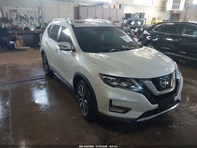 NISSAN ROGUE 2017