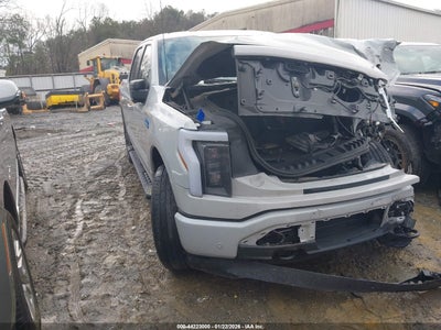 FORD F-150 LIGHTNING 2024