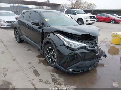 TOYOTA C-HR 2021