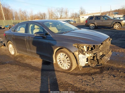 FORD FUSION HYBRID 2016