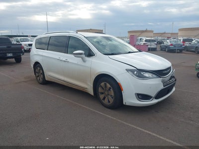 CHRYSLER PACIFICA HYBRID 2020