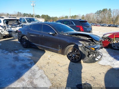 KIA STINGER 2023