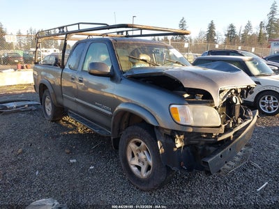 TOYOTA TUNDRA 2004