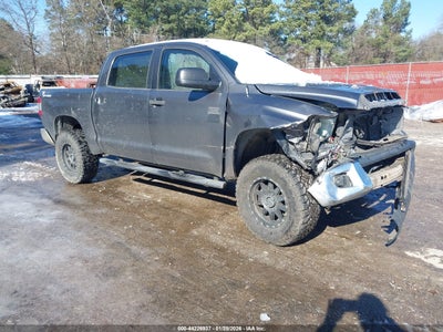 TOYOTA TUNDRA 2014