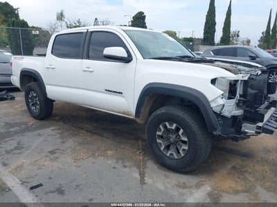 TOYOTA TACOMA 2022