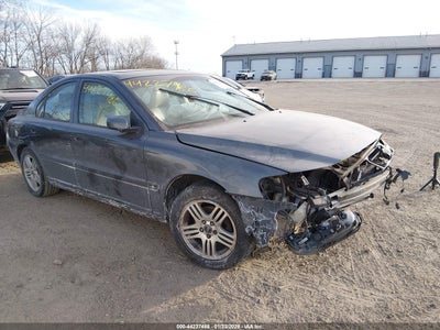 VOLVO S60 2005