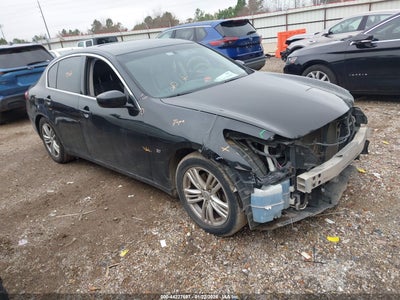 INFINITI Q40 2015