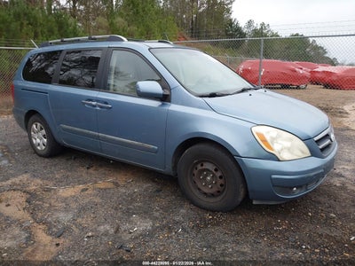 HYUNDAI ENTOURAGE 2007