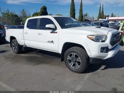 TOYOTA TACOMA 2016