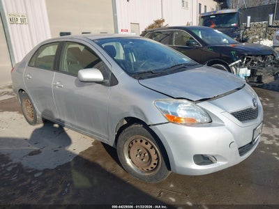 TOYOTA YARIS 2009