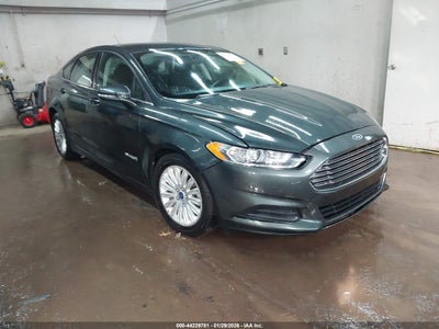 FORD FUSION HYBRID 2015