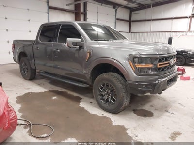 FORD F-150 2025