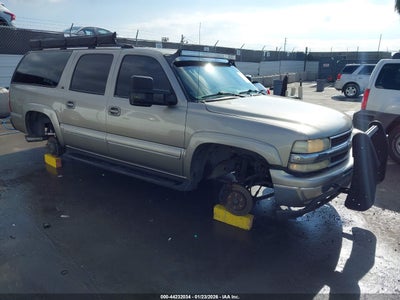 CHEVROLET SUBURBAN 1500 2002