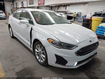 FORD FUSION HYBRID 2019