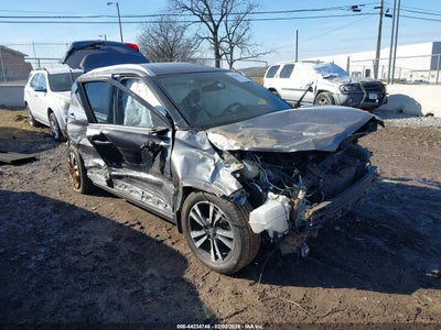 NISSAN KICKS 2019
