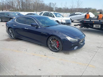 MASERATI GHIBLI 2015