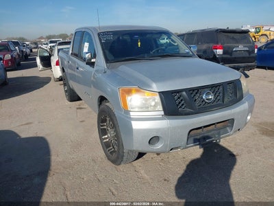 NISSAN TITAN 2011