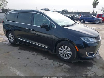 CHRYSLER PACIFICA 2019