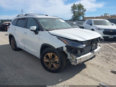 TOYOTA HIGHLANDER HYBRID 2023