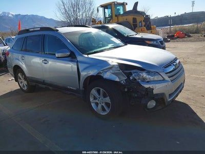 SUBARU OUTBACK 2013