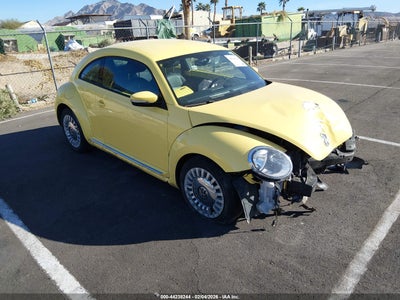 VOLKSWAGEN BEETLE 2013