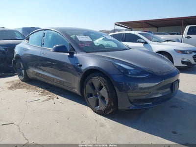 TESLA MODEL 3 2023