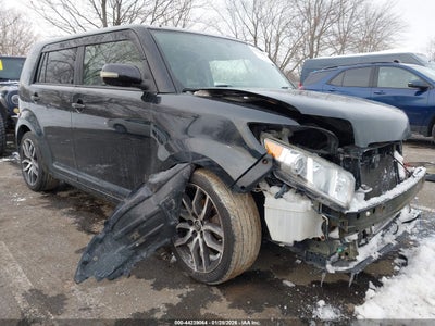 SCION XB 2012