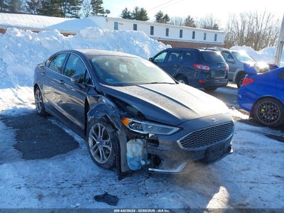 FORD FUSION HYBRID 2020