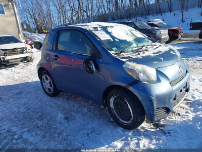 SCION IQ 2014
