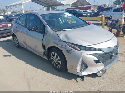 TOYOTA PRIUS PRIME 2021