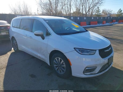 CHRYSLER PACIFICA HYBRID 2023