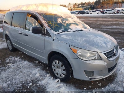 VOLKSWAGEN ROUTAN 2010
