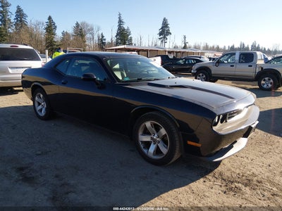 DODGE CHALLENGER 2011