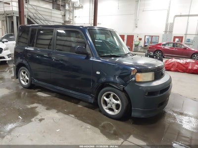 SCION XB 2005