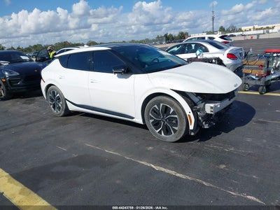 KIA EV6 2024