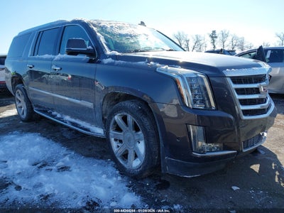 CADILLAC ESCALADE ESV 2018
