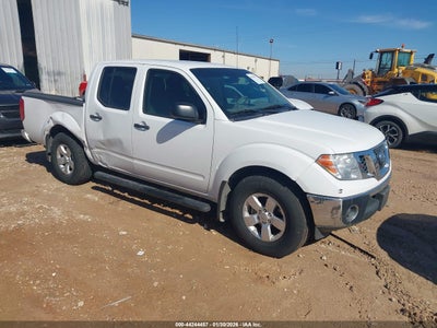 NISSAN FRONTIER 2010