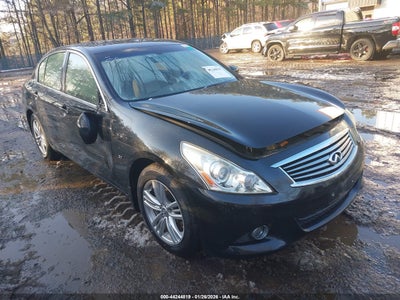 INFINITI Q40 2015